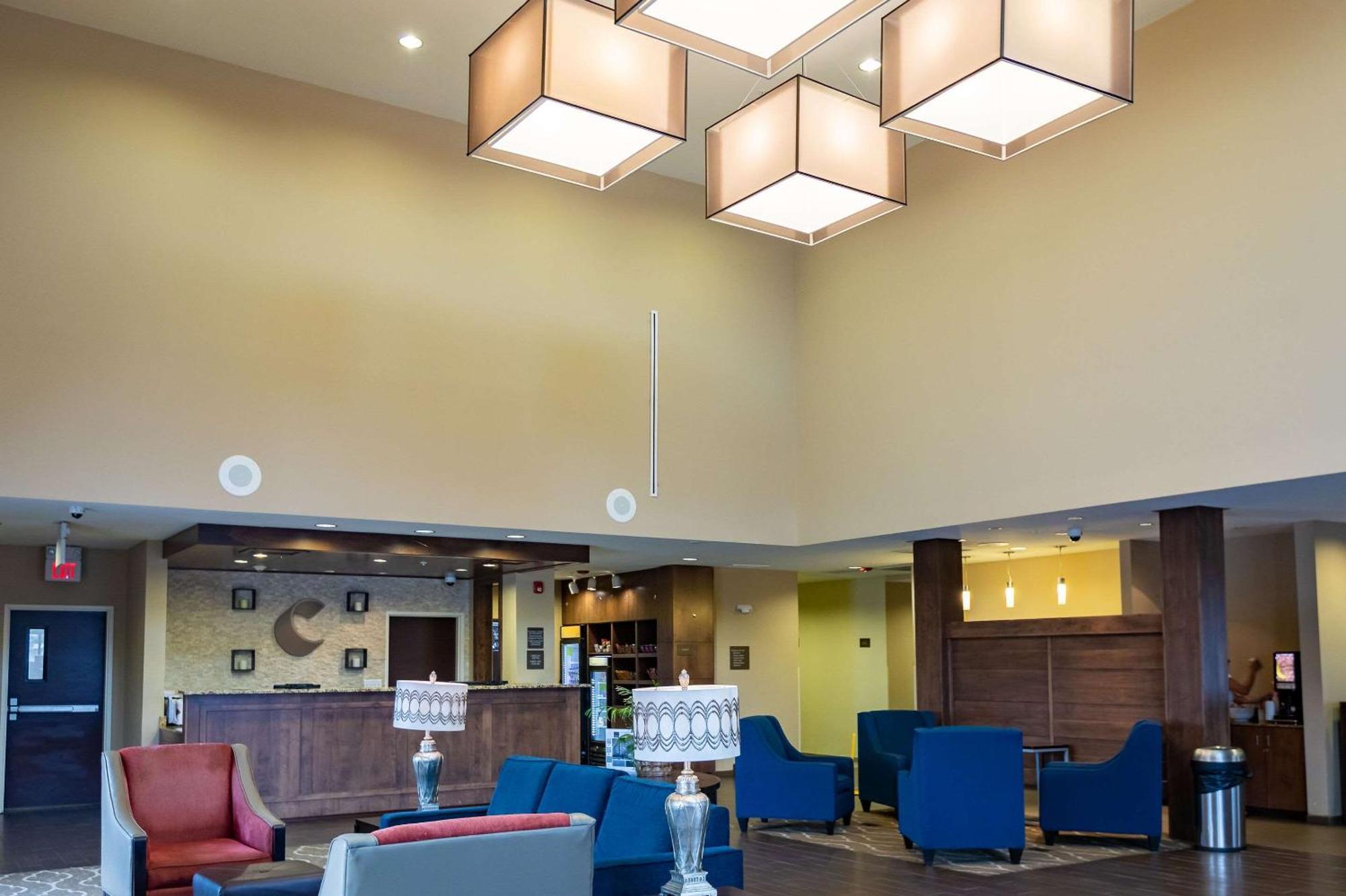 Comfort Suites Denver Near Anschutz Medical Campus Aurora Bagian luar foto