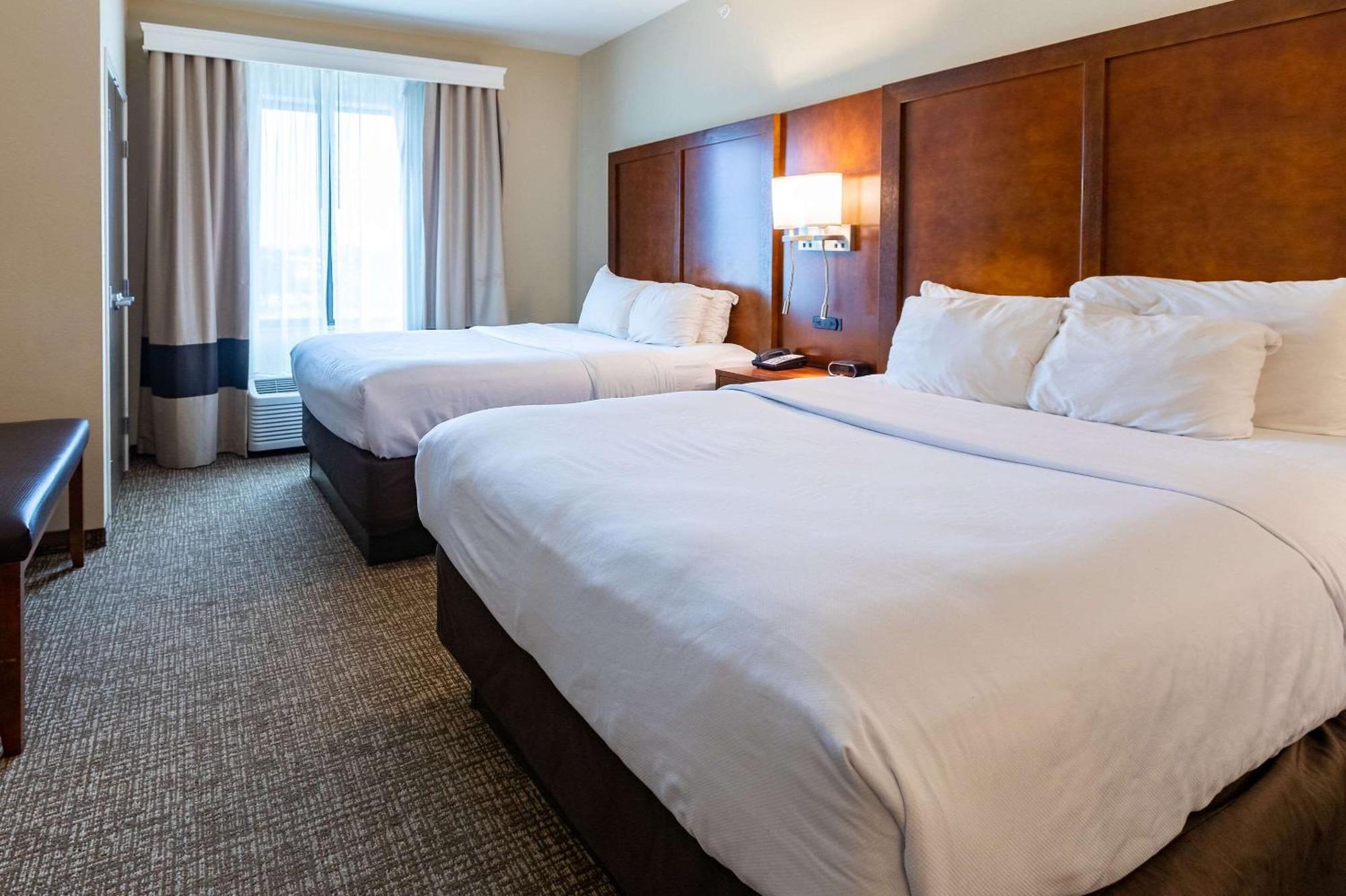 Comfort Suites Denver Near Anschutz Medical Campus Aurora Bagian luar foto