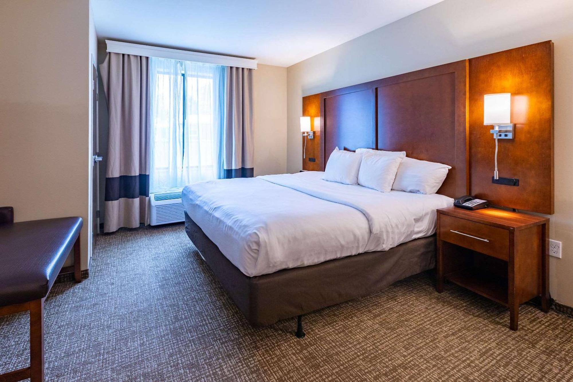 Comfort Suites Denver Near Anschutz Medical Campus Aurora Bagian luar foto
