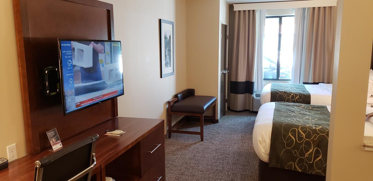 Comfort Suites Denver Near Anschutz Medical Campus Aurora Bagian luar foto