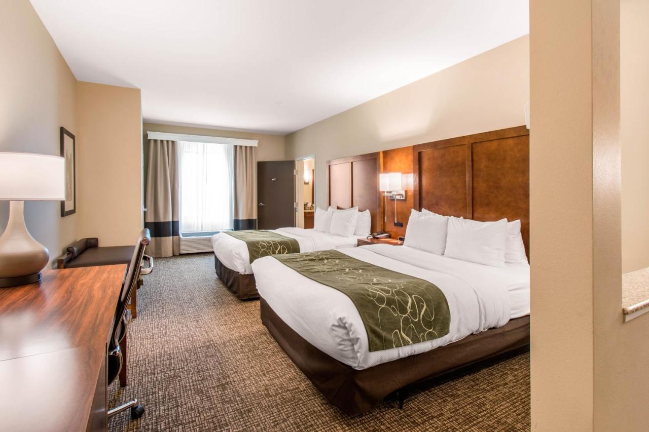Comfort Suites Denver Near Anschutz Medical Campus Aurora Bagian luar foto