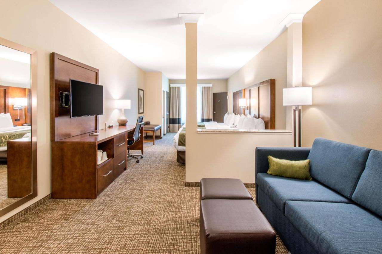 Comfort Suites Denver Near Anschutz Medical Campus Aurora Bagian luar foto